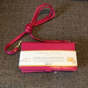 Adrienne Vittadini Charging Wallet w/RFID